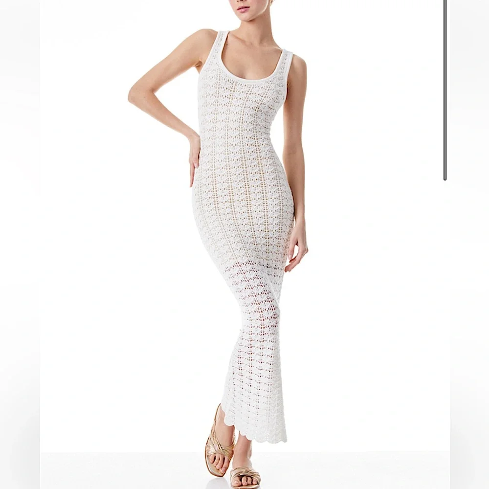 Alice + Olivia VERONIQUE POINTELLE
SCOOP NECK DRESS - Picture 2 of 8